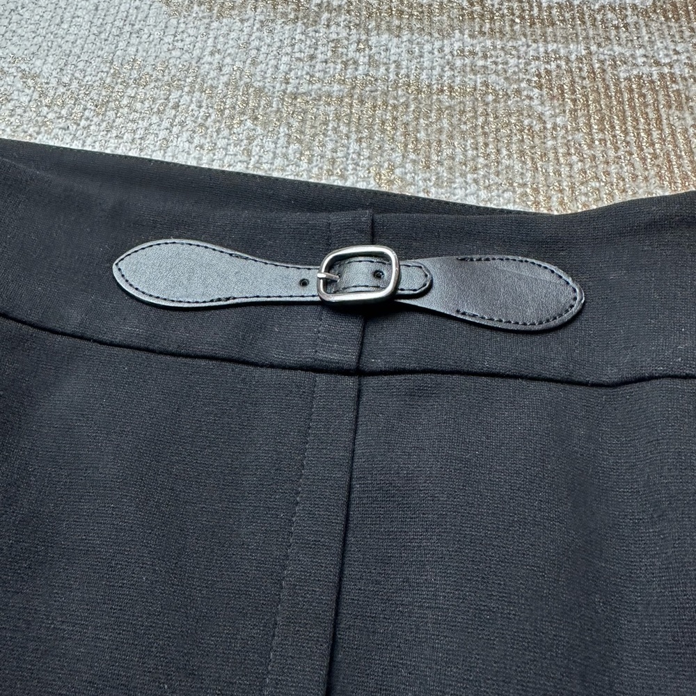ANN TAYLOR Black Career Pencil Skirt Front Zipper Slit | Size 6 - Picture 4 of 10